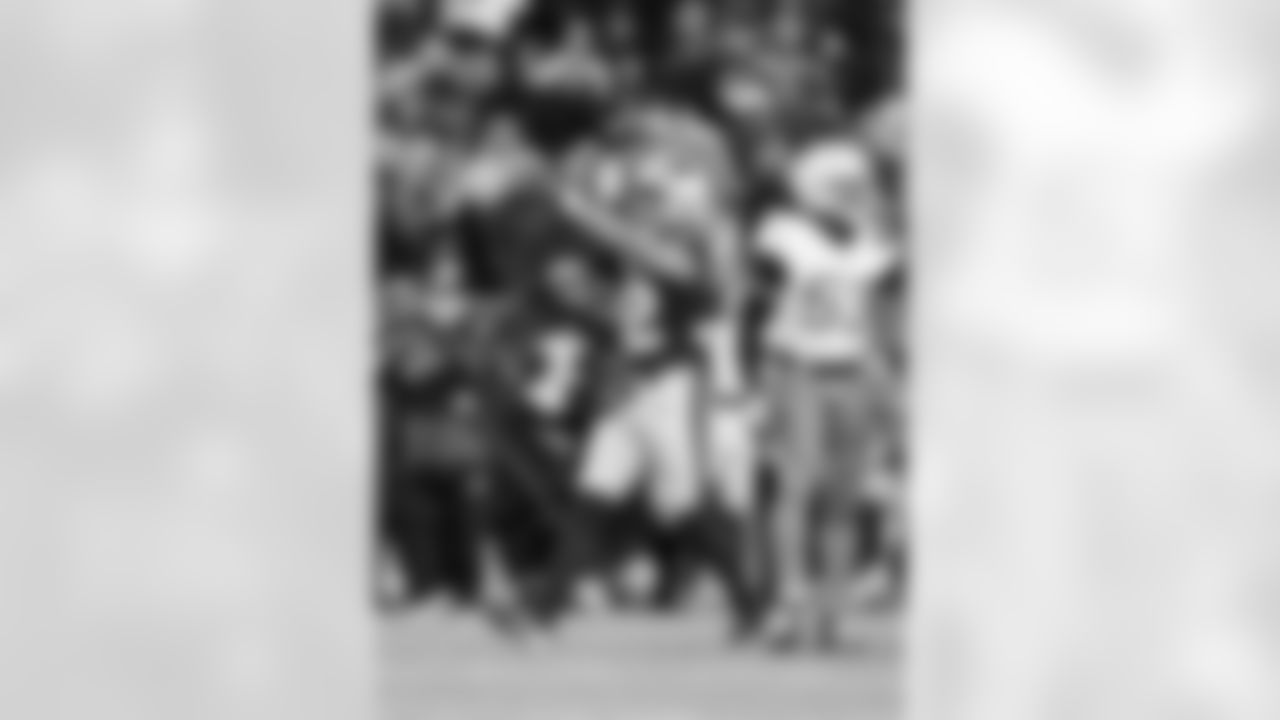 TreVeyon Henderson. Photo by Eric J. Adler