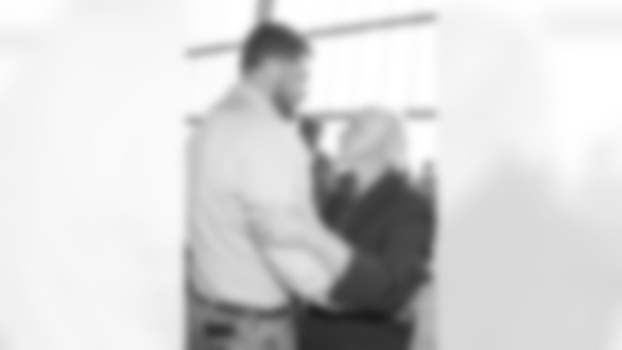 060225-AndrewsRetirement_Silverman1069
