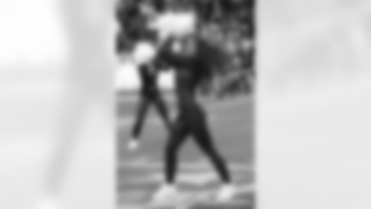 NYJ-111325_Masse0393