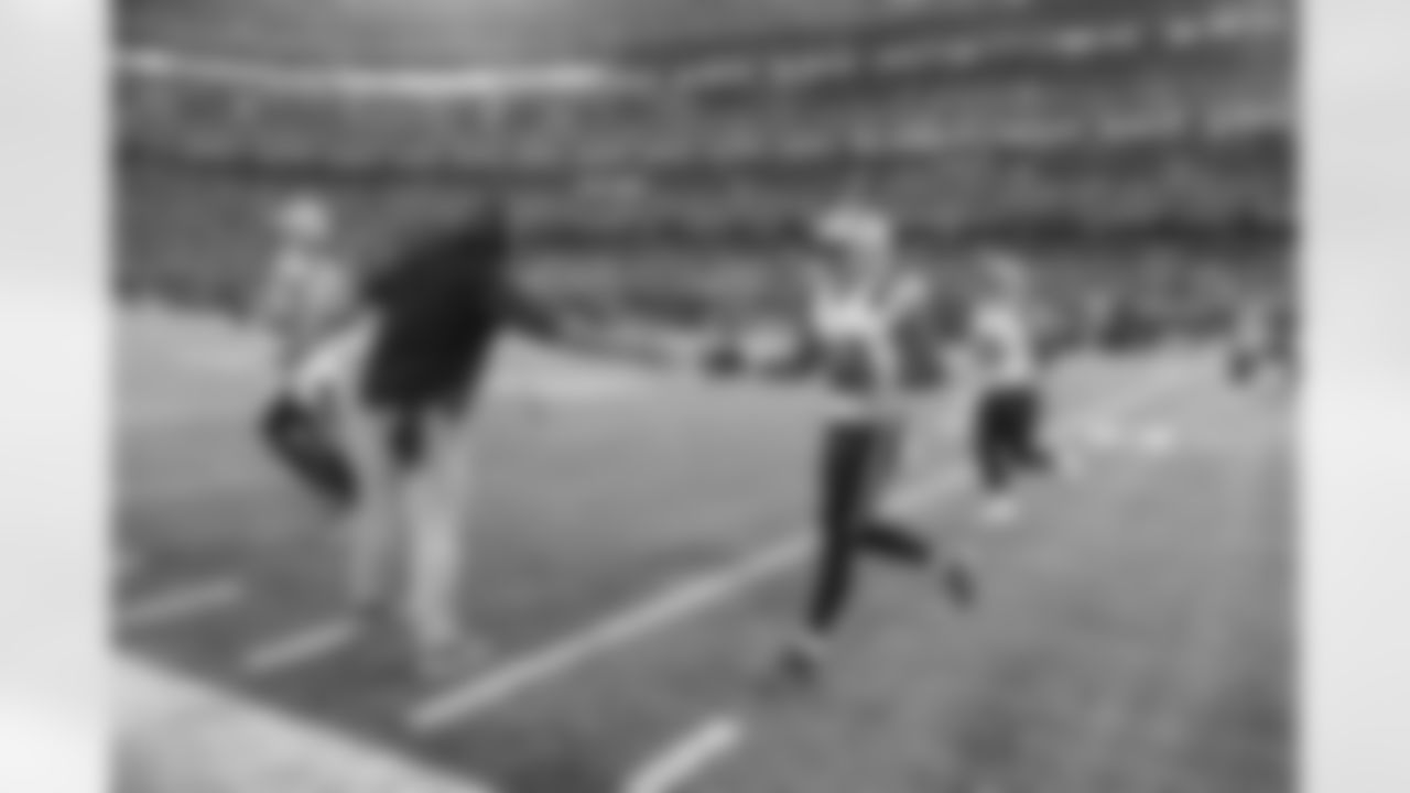 Mike Vrabel and TreVeyon Henderson