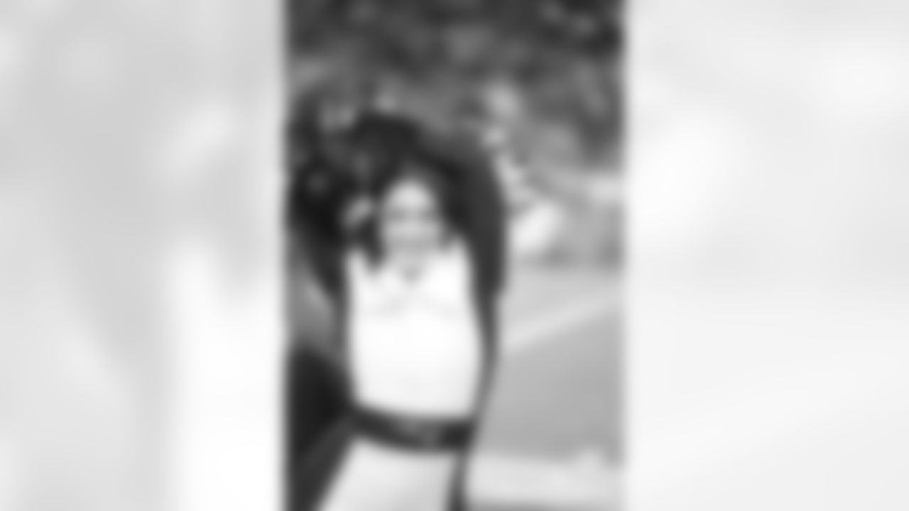 LAC-011126_Darian1428