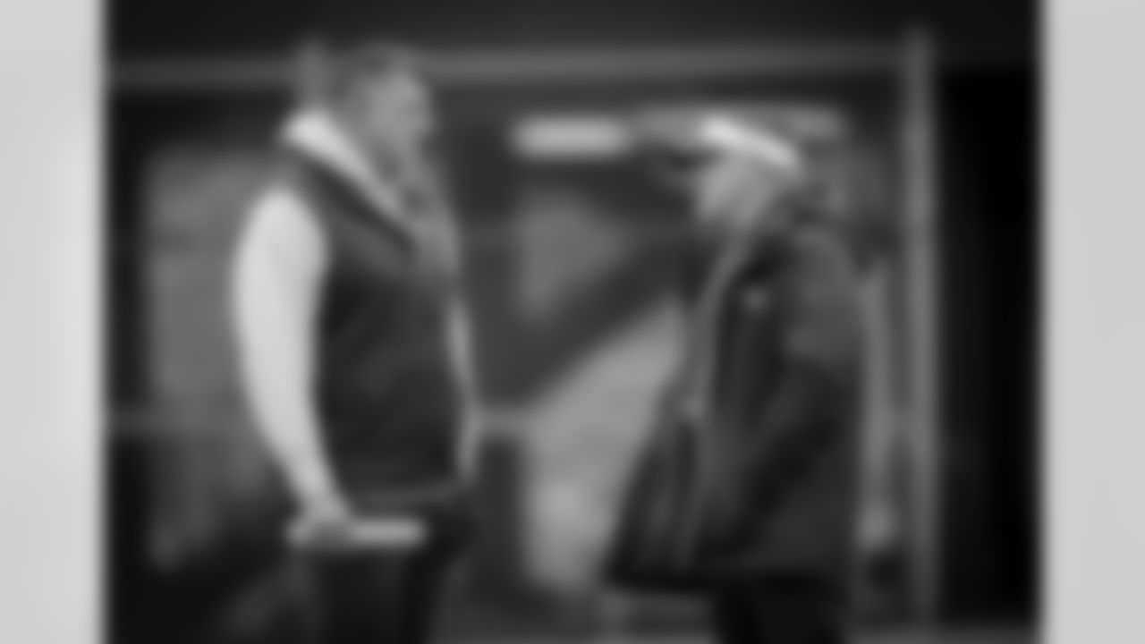 Mike Vrabel and Josh McDaniels