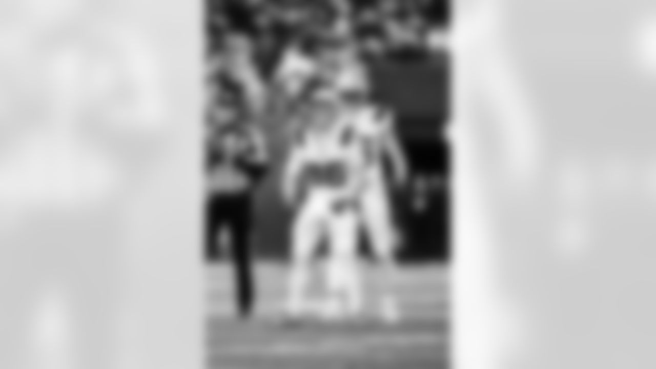 Efton Chism III, Hunter Henry