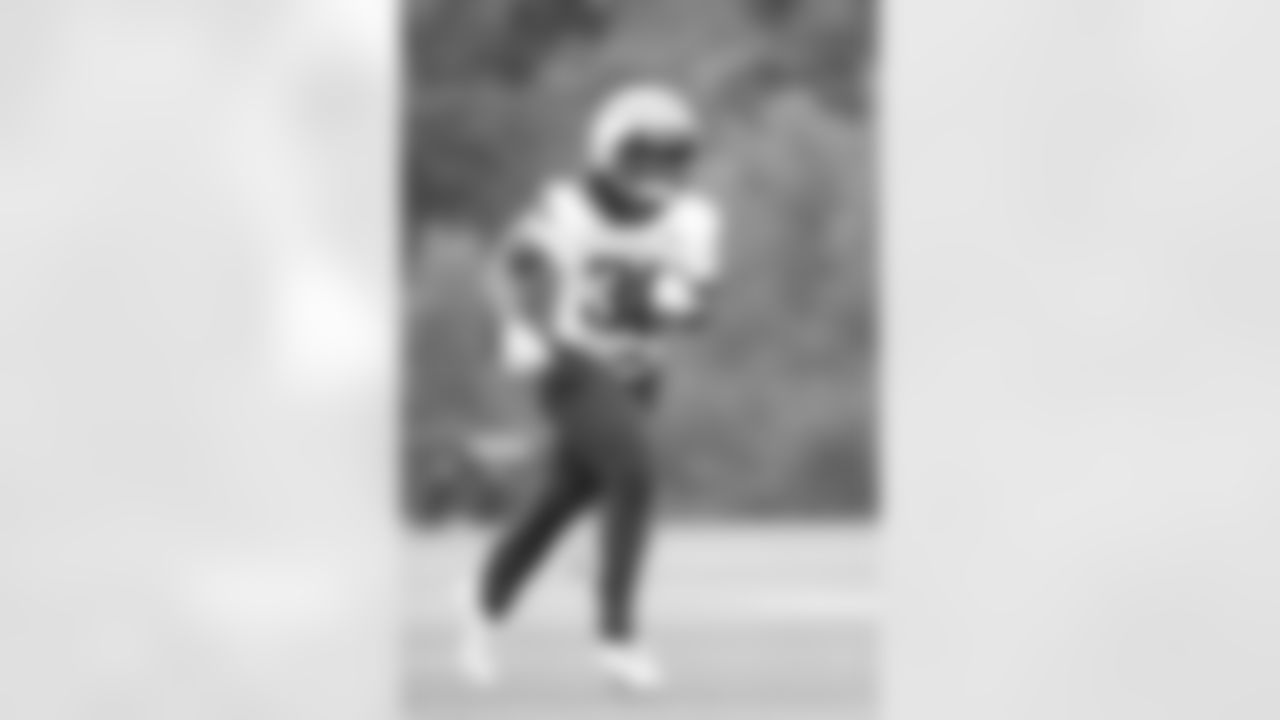 Kevin Harris practices at Patriots Training Camp on July 24, 2024
