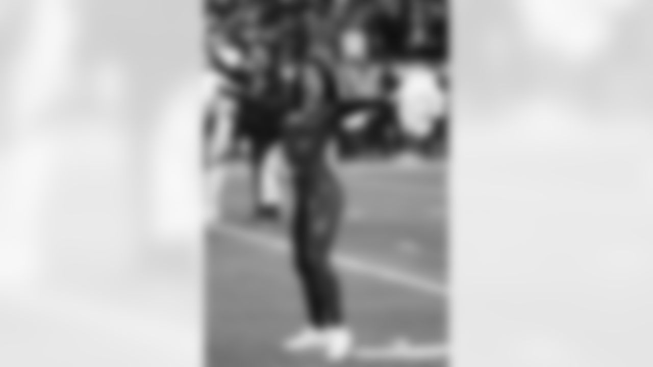 NYJ-111325_Masse1102