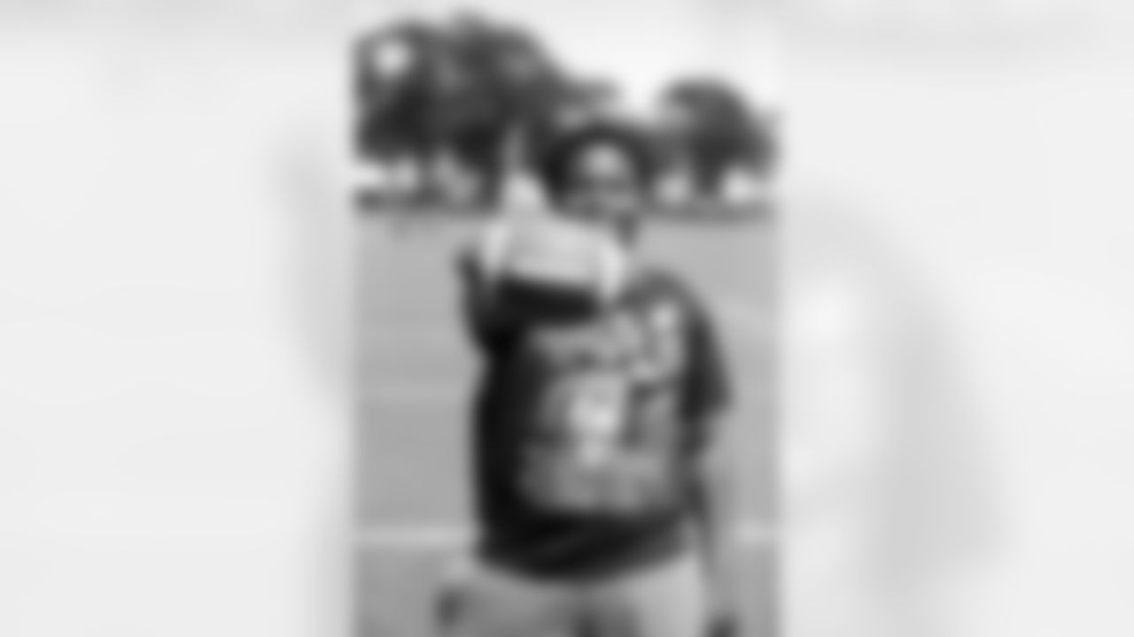 082325_JenningsBackpack-Challacombe0054