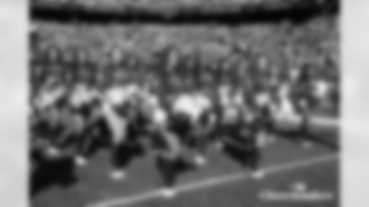 AF-110225_Darian0375