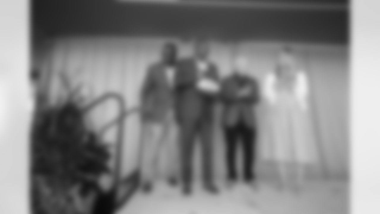 060325-CommunityMVP_Adler311