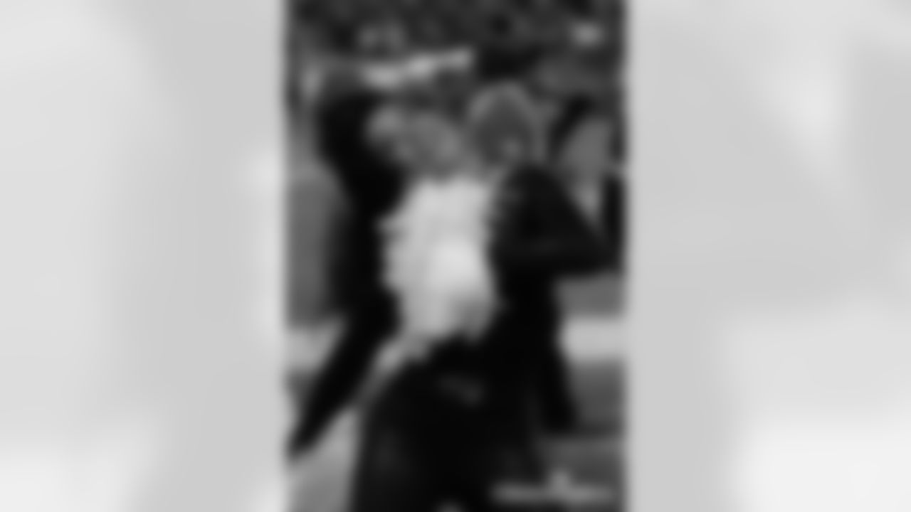 NYJ-111325_Masse1645