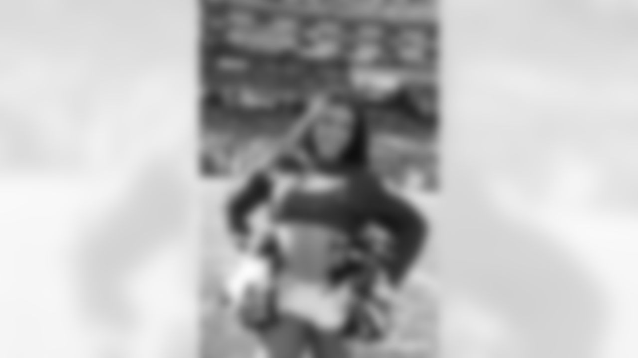 AF-110225_Darian0657