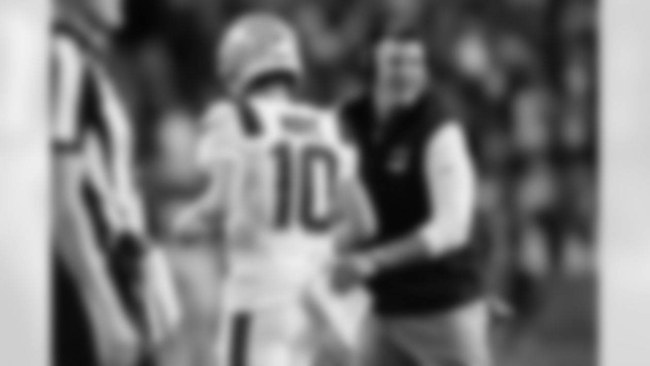 Drake Maye & Mike Vrabel. Photo by Eric J. Adler