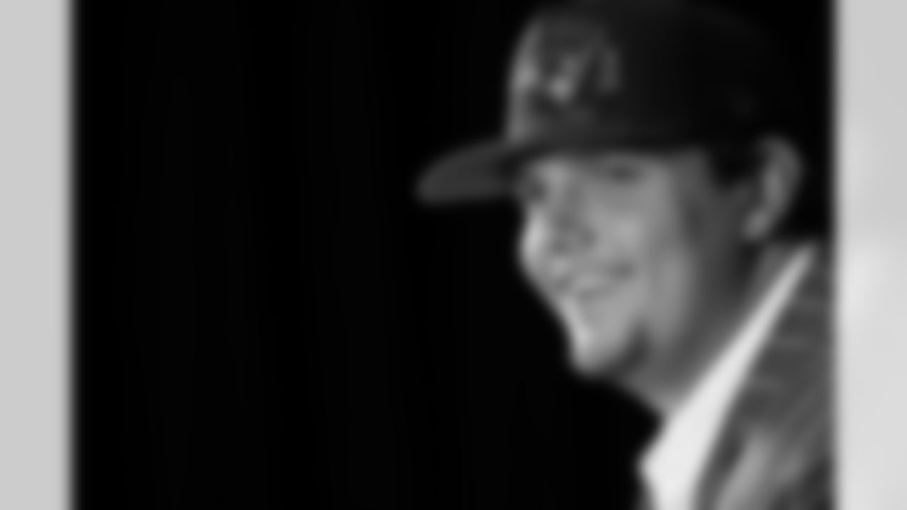 042425-NFLDraft_Adler4747