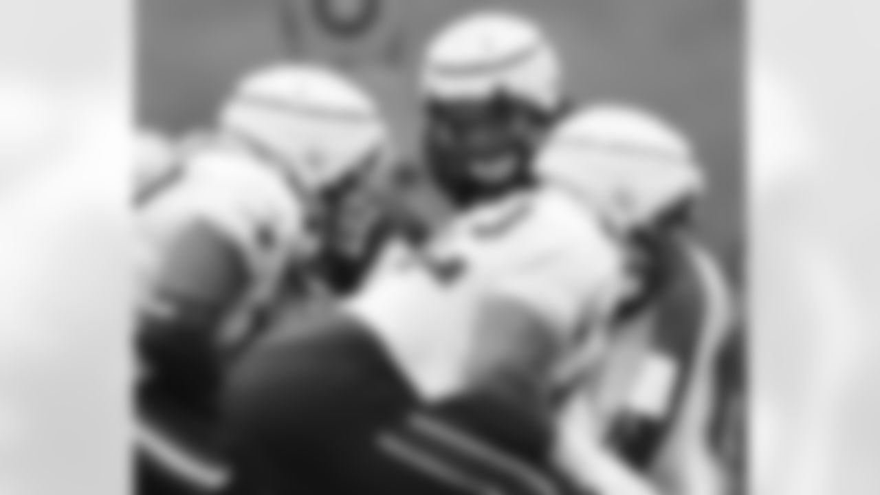 Oshane Ximines practices during Patriots Training Camp on July 29, 2024.