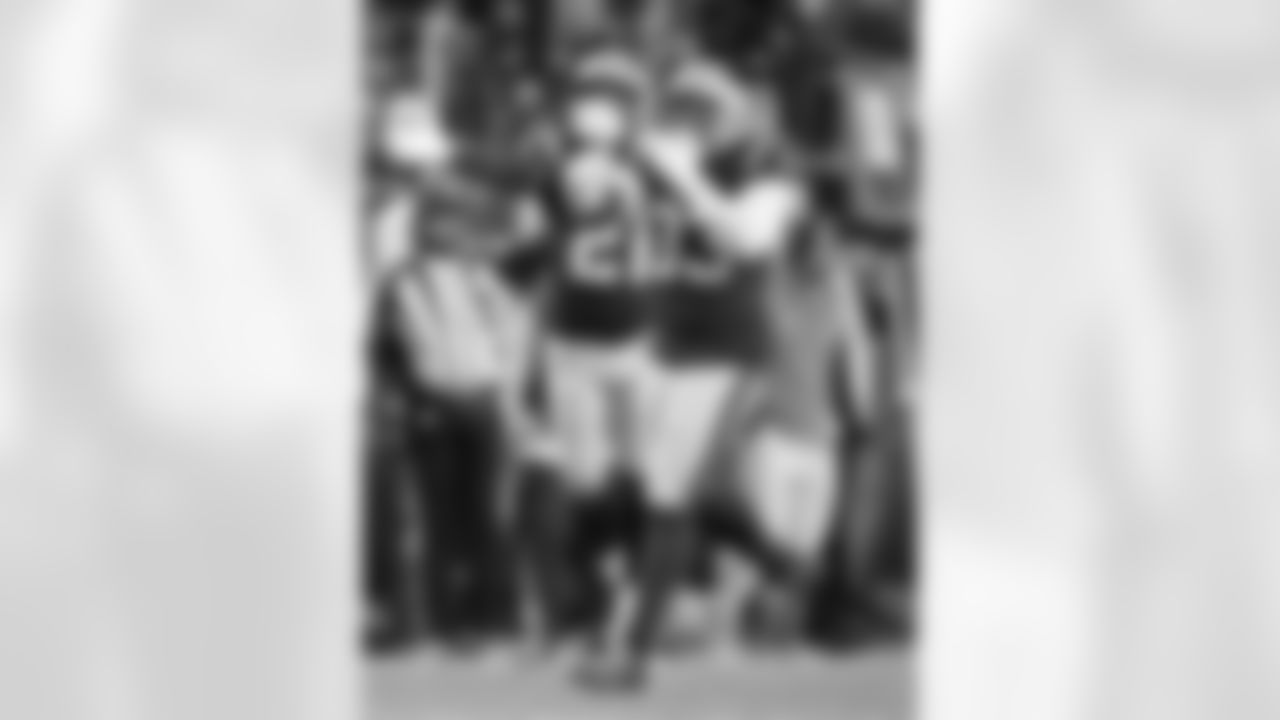 Anfernee Jennings. Photo by Eric J. Adler