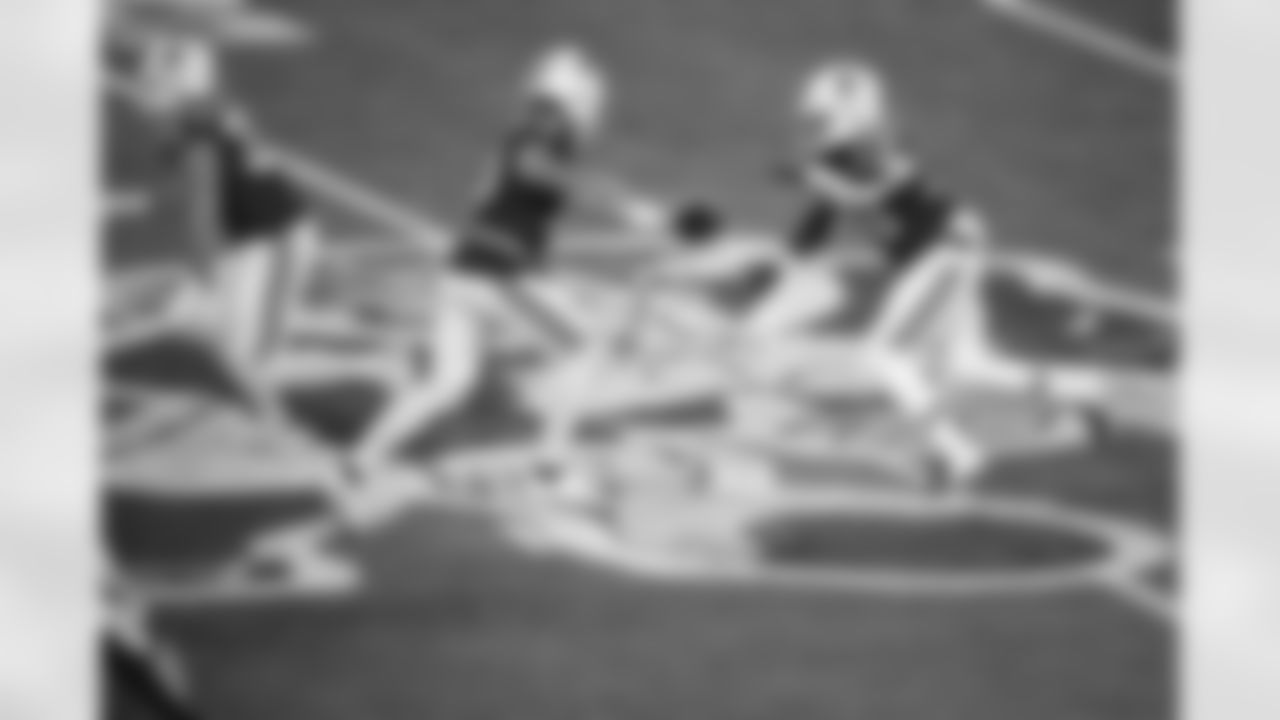 Drake Maye, Rhamondre Stevenson