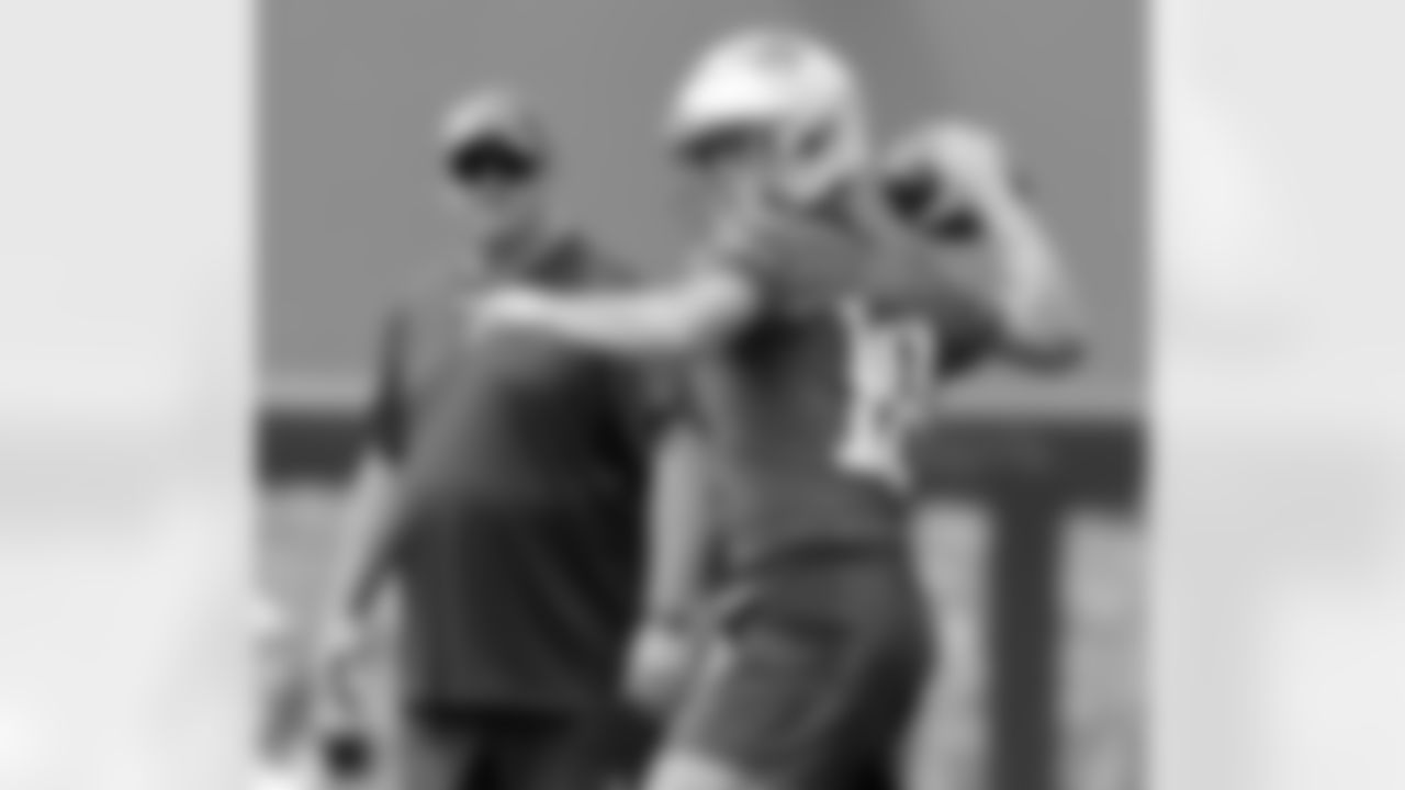 Drake Maye practices during Patriots rookie camp on July 22, 2024.