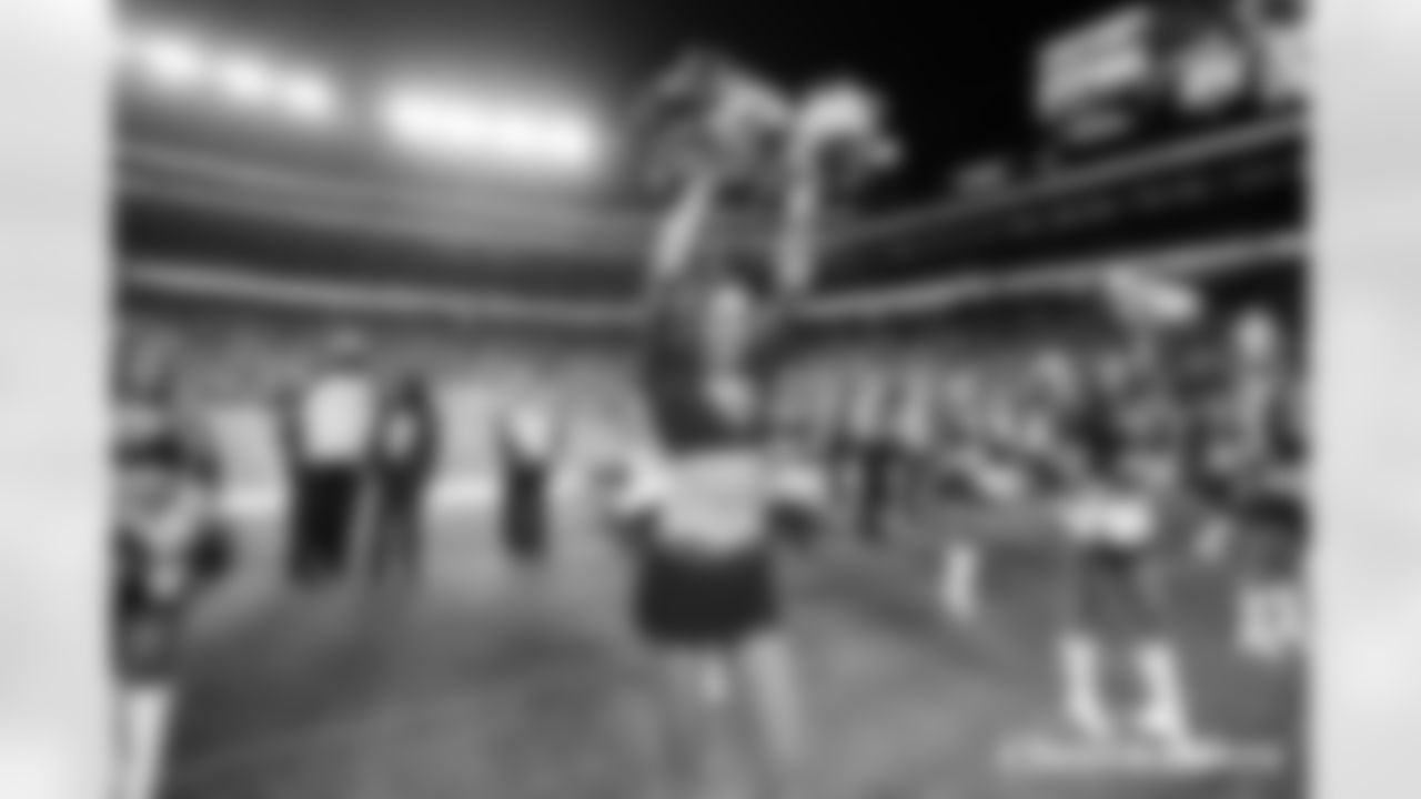 020826-SBLX-Cheer_Silverman0958