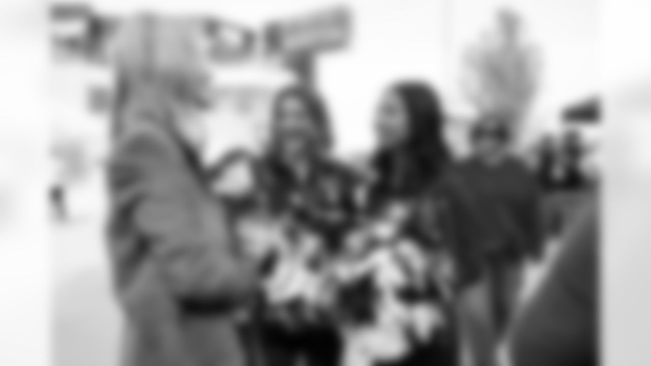 101925-Pawtriots-Tailgate_Ehle0080