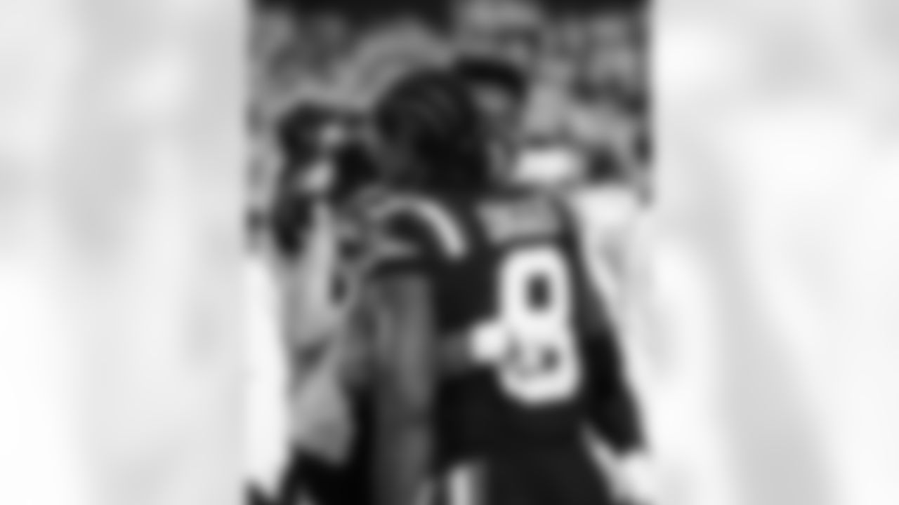 Stefon Diggs, Jaylinn Hawkins