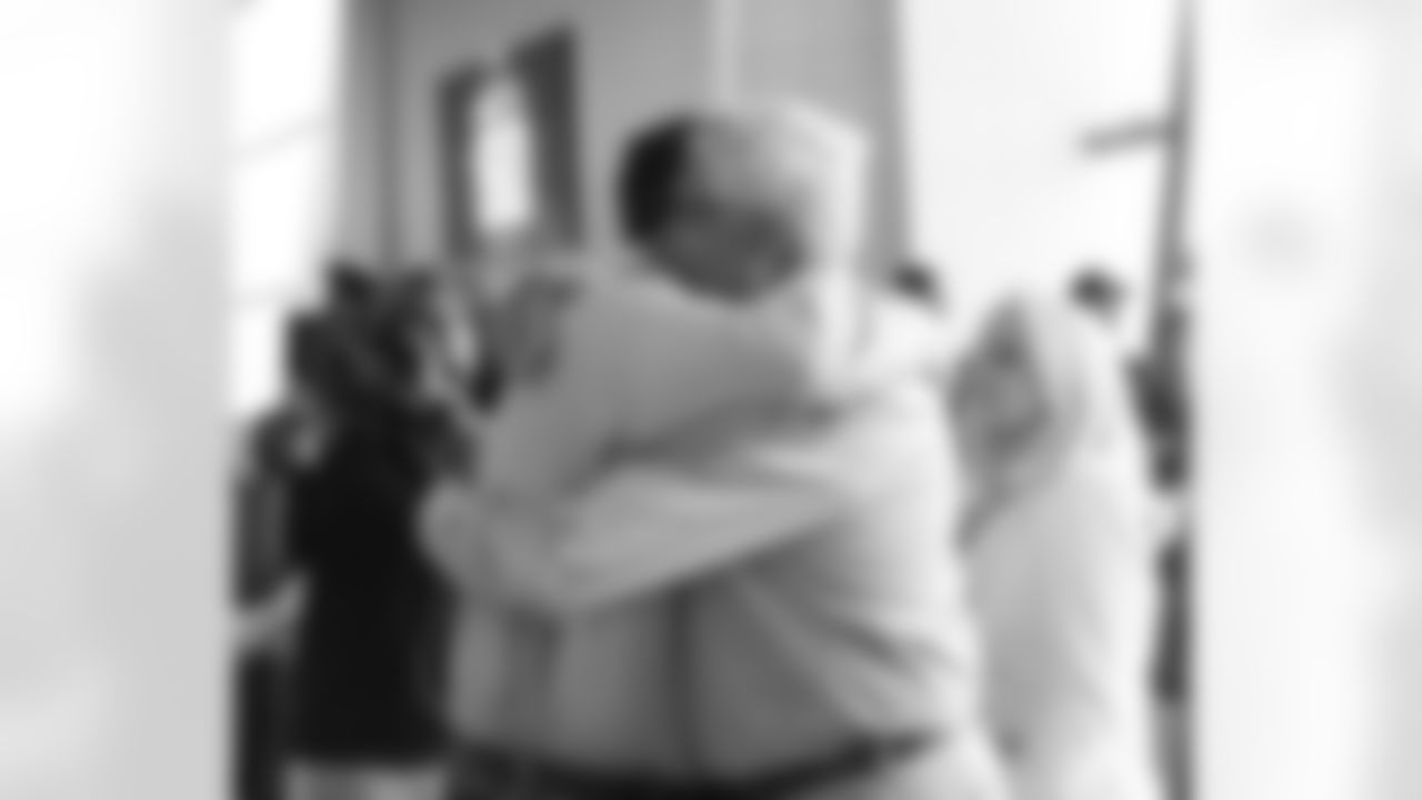 060225-AndrewsRetirement_Adler1775