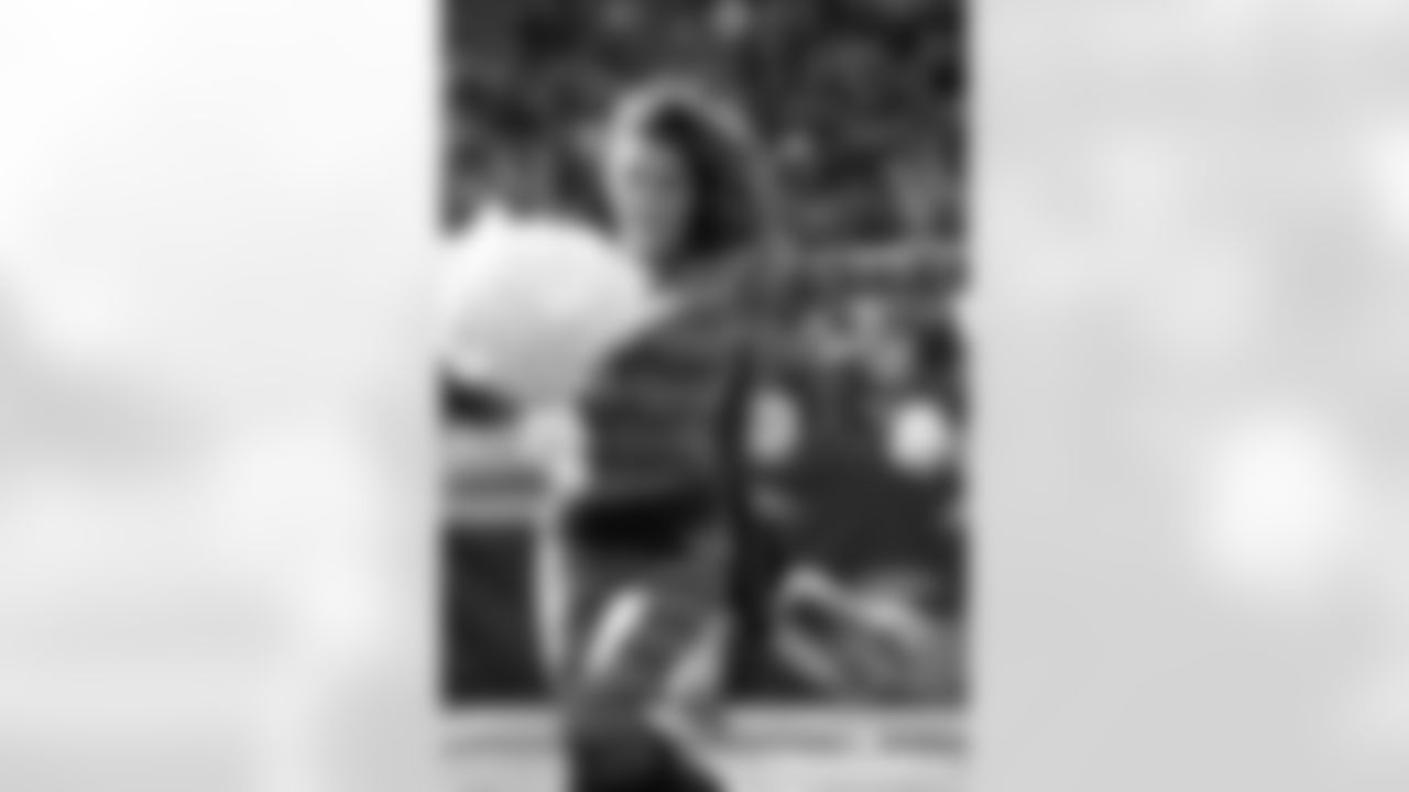 CB-102625-Cheer_Silverman088