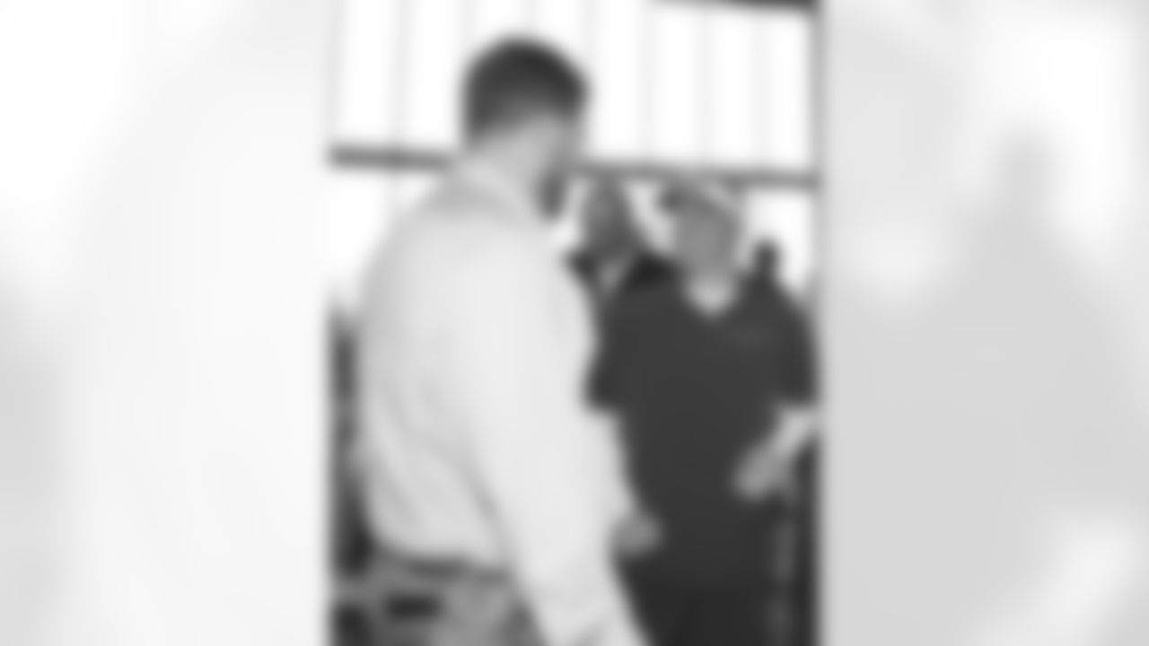 060225-AndrewsRetirement_Silverman1058