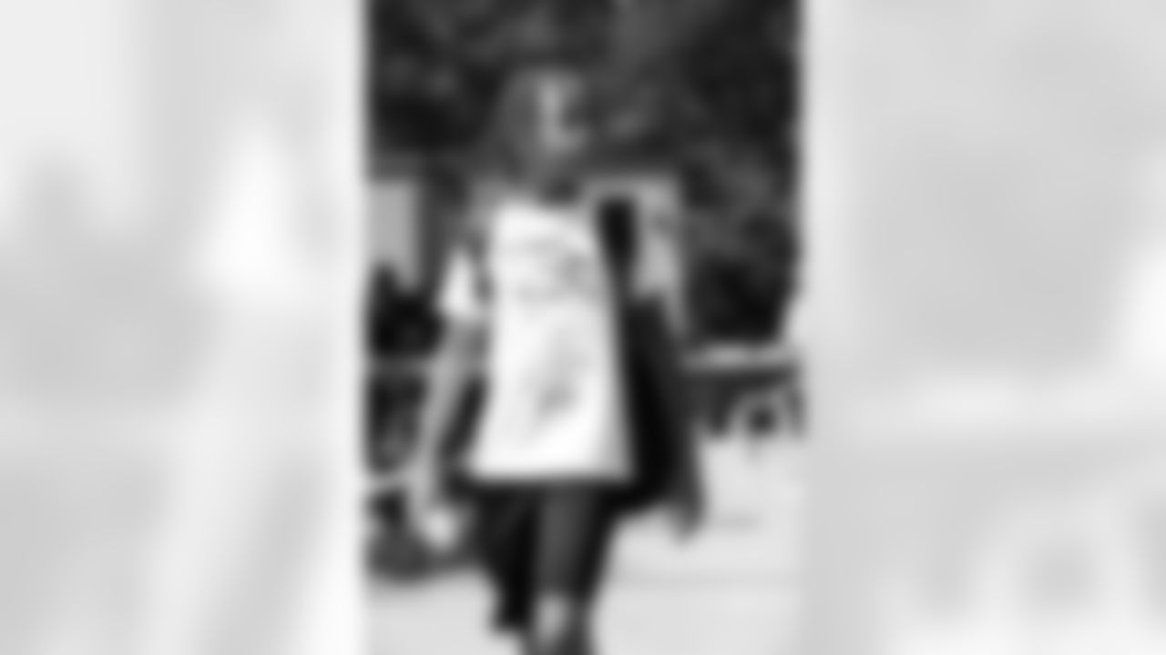 082325_JenningsBackpack-Challacombe0049