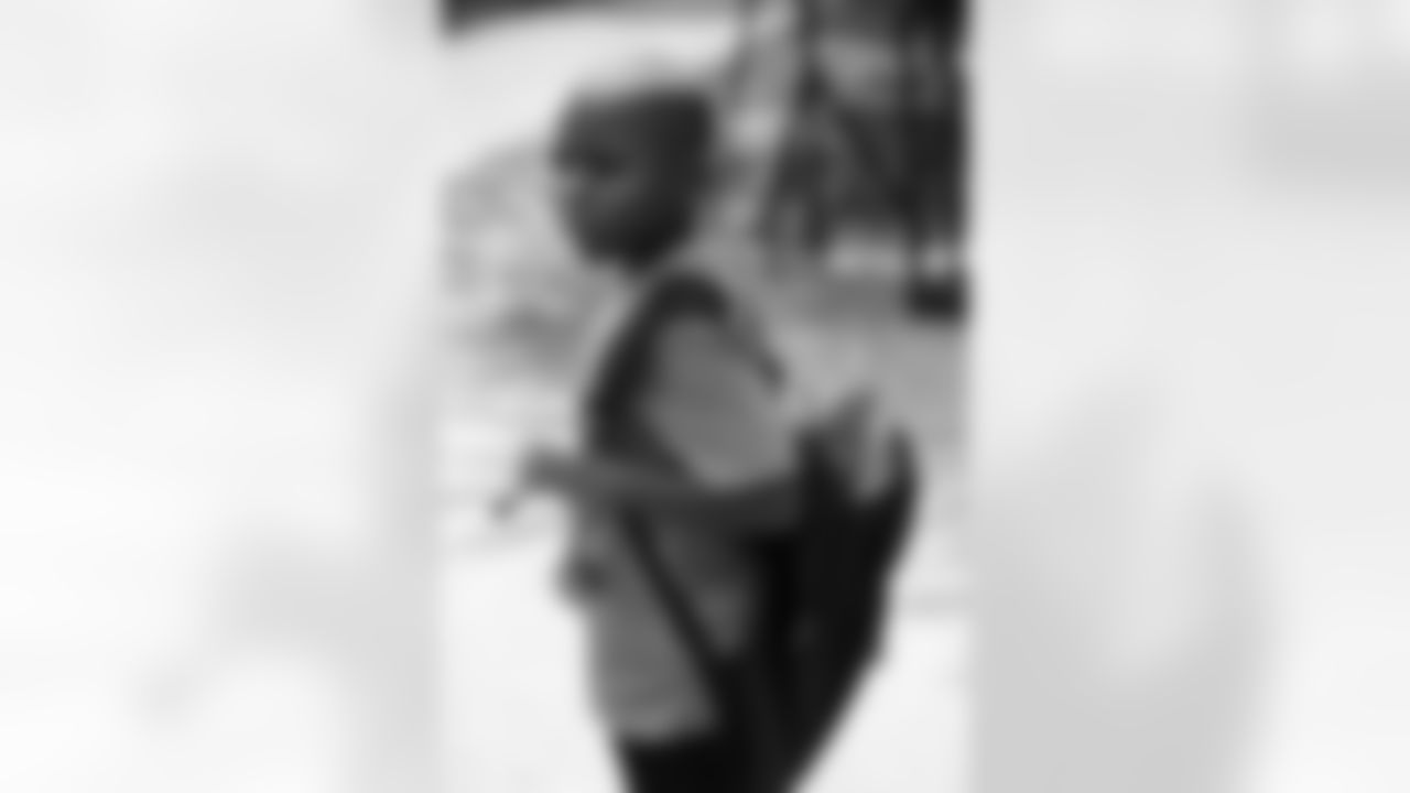 082325_JenningsBackpack-Challacombe0058