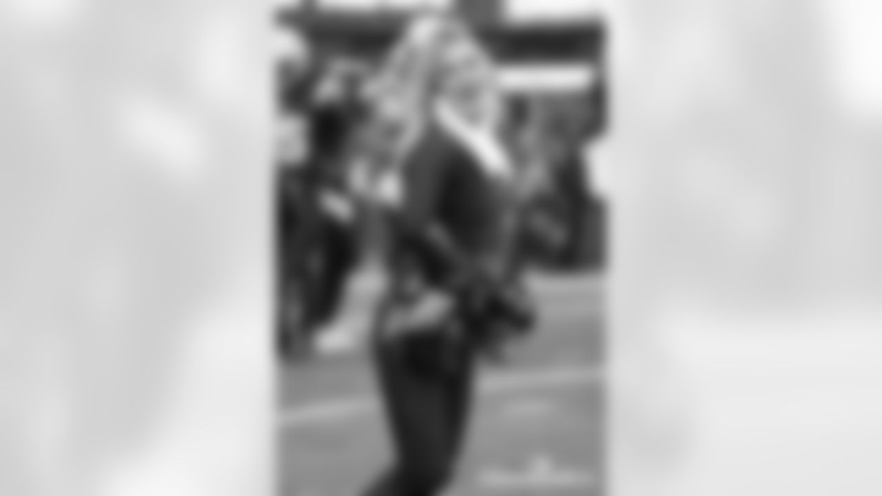 BB-121425-Cheer_Silverman0380