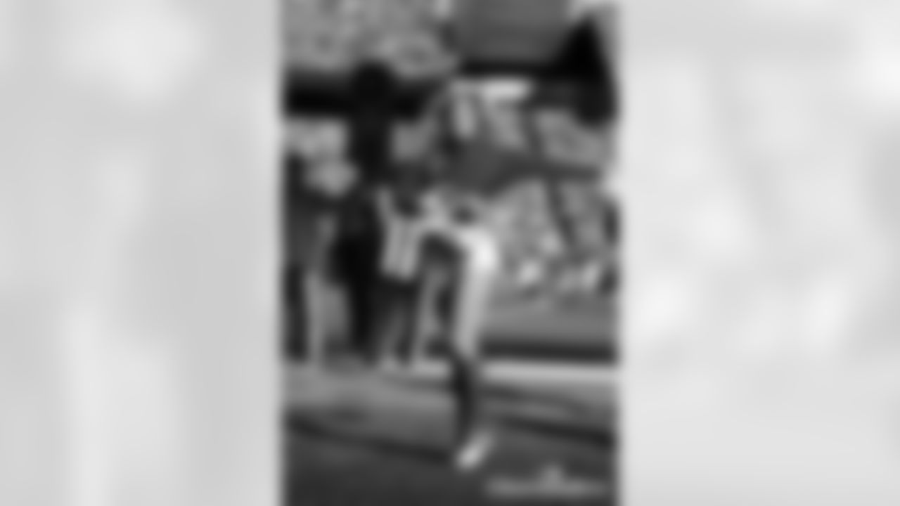 AF-110225-Cheer_Silverman126