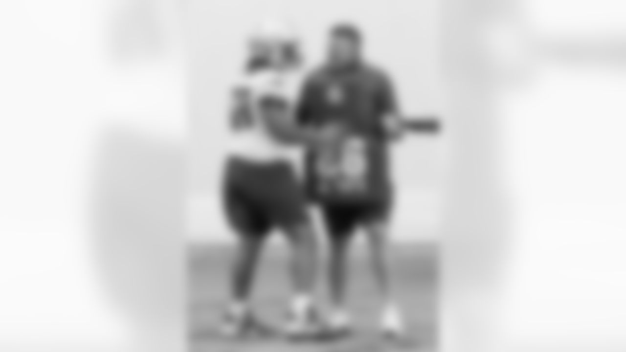 Mike Vrabel and Jared Wilson