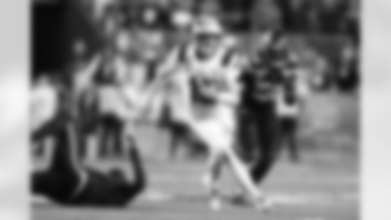 Drake Maye. Photo by Adam Richins