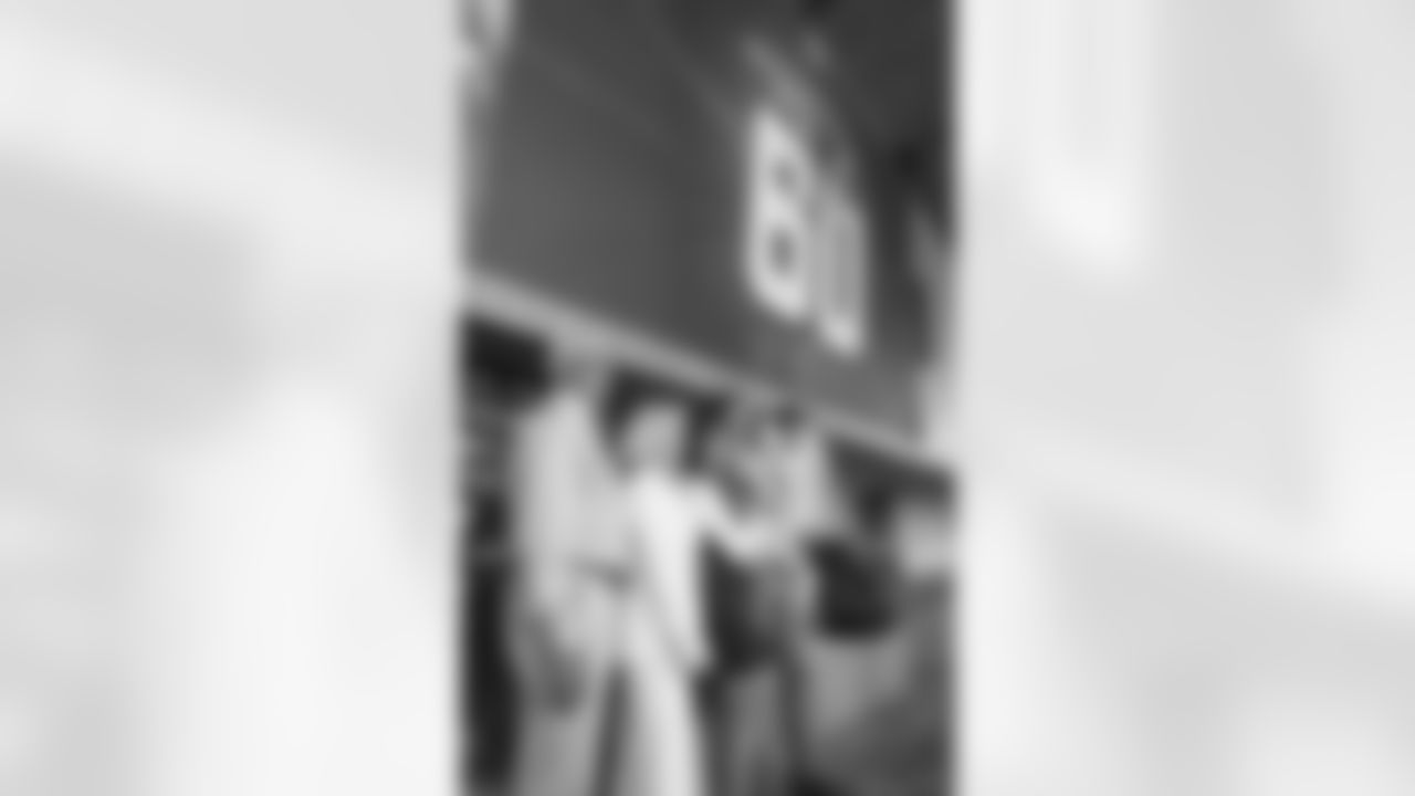 060225-AndrewsRetirement_Adler1706