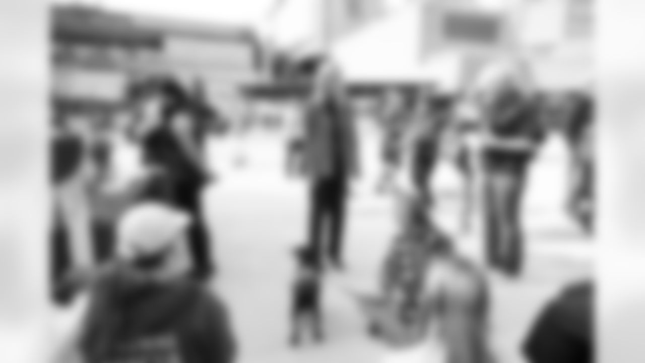 101925-Pawtriots-Tailgate_Ehle0091