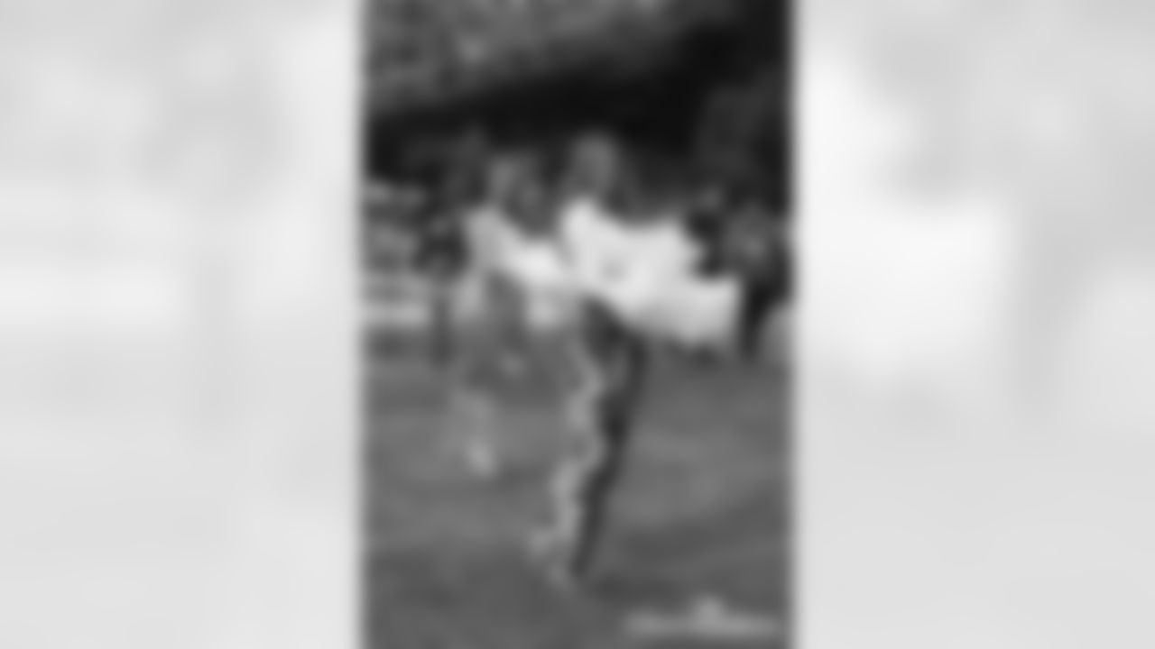 CB-102625-Cheer_Silverman237