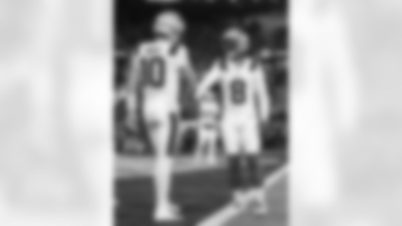 Drake Maye and Stefon Diggs. Photo by Lexi Ehle