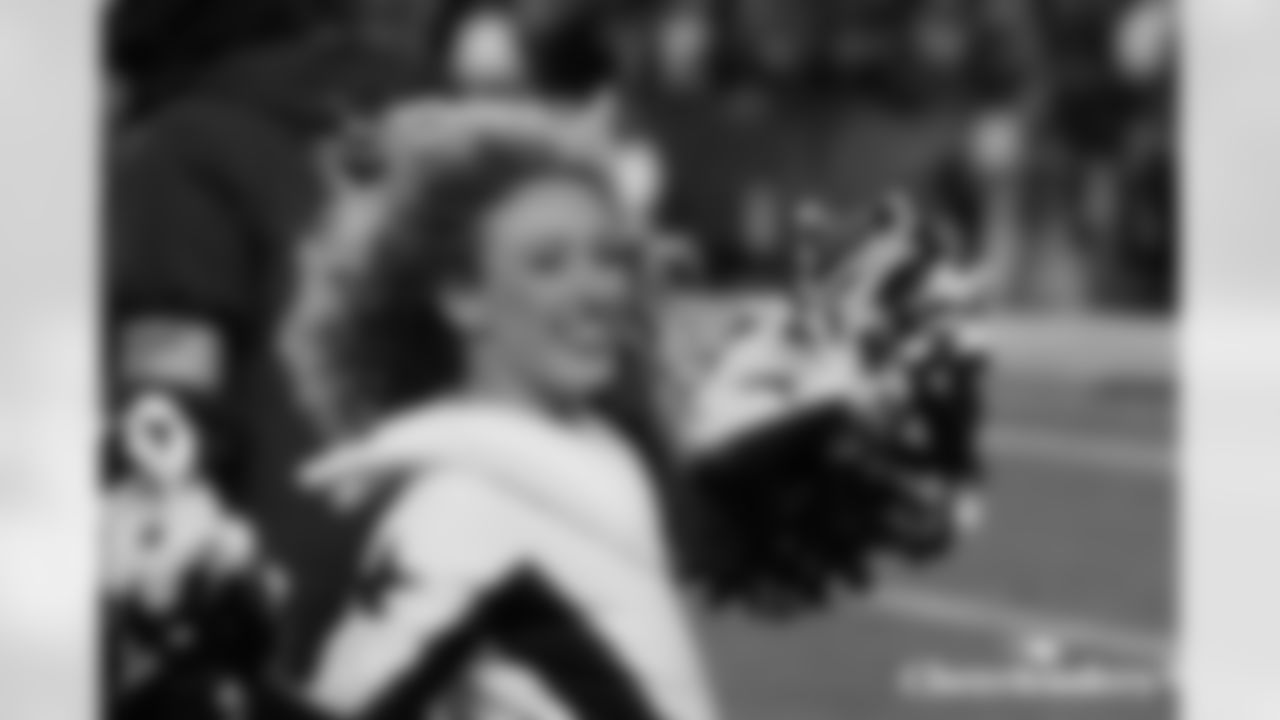 LAC-011126_Masse1026