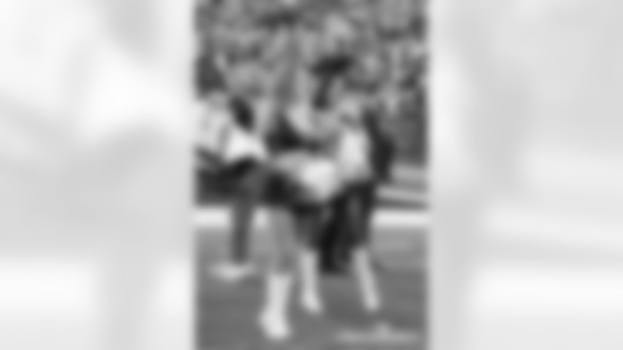 020826-SBLX-Cheer_Silverman0544