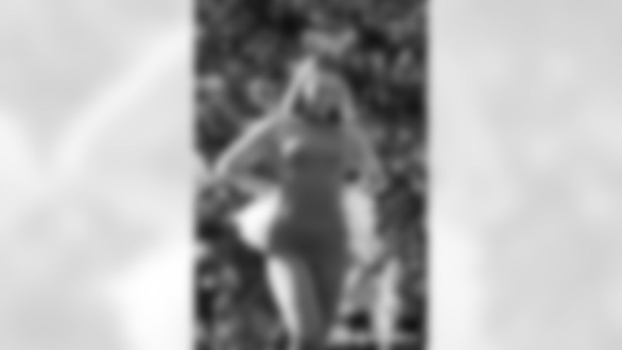 CB-102625-Cheer_Silverman052