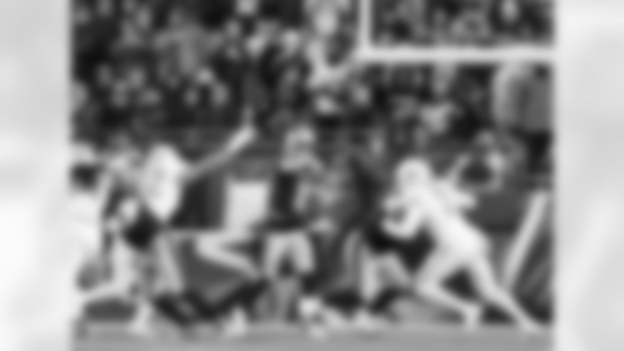 Drake Maye. Photo by Eric J. Adler