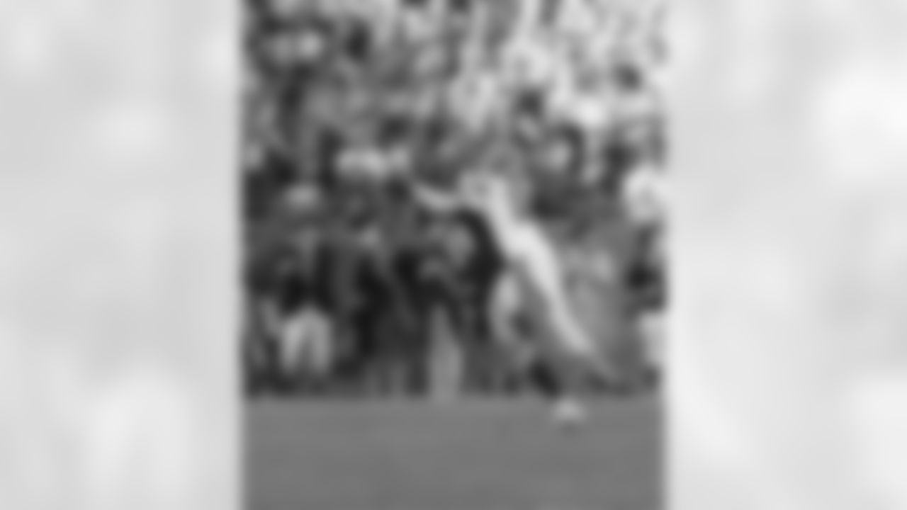 CB-102625_Adler5470a