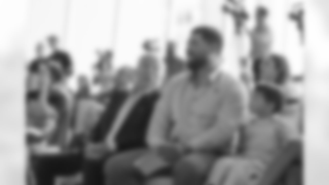 060225-AndrewsRetirement_Adler0405