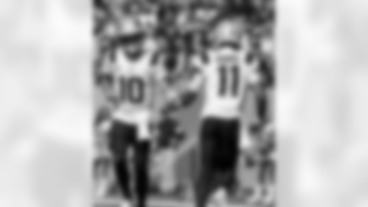 Drake Maye, Joshua Dobbs