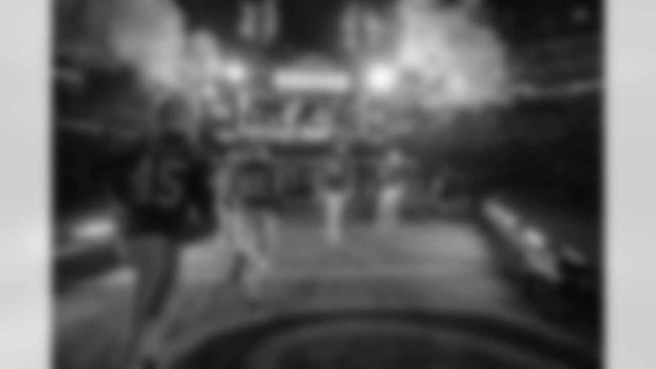 NYG-120125_Adler2002