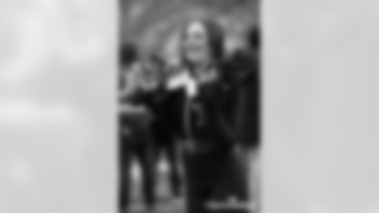 BB-121425-Cheer_Silverman0280