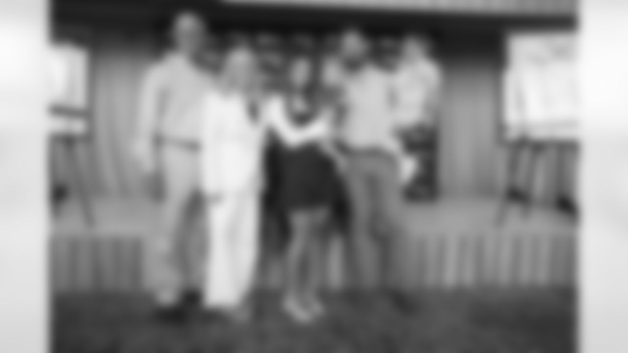 060225-AndrewsRetirement_Silverman0959