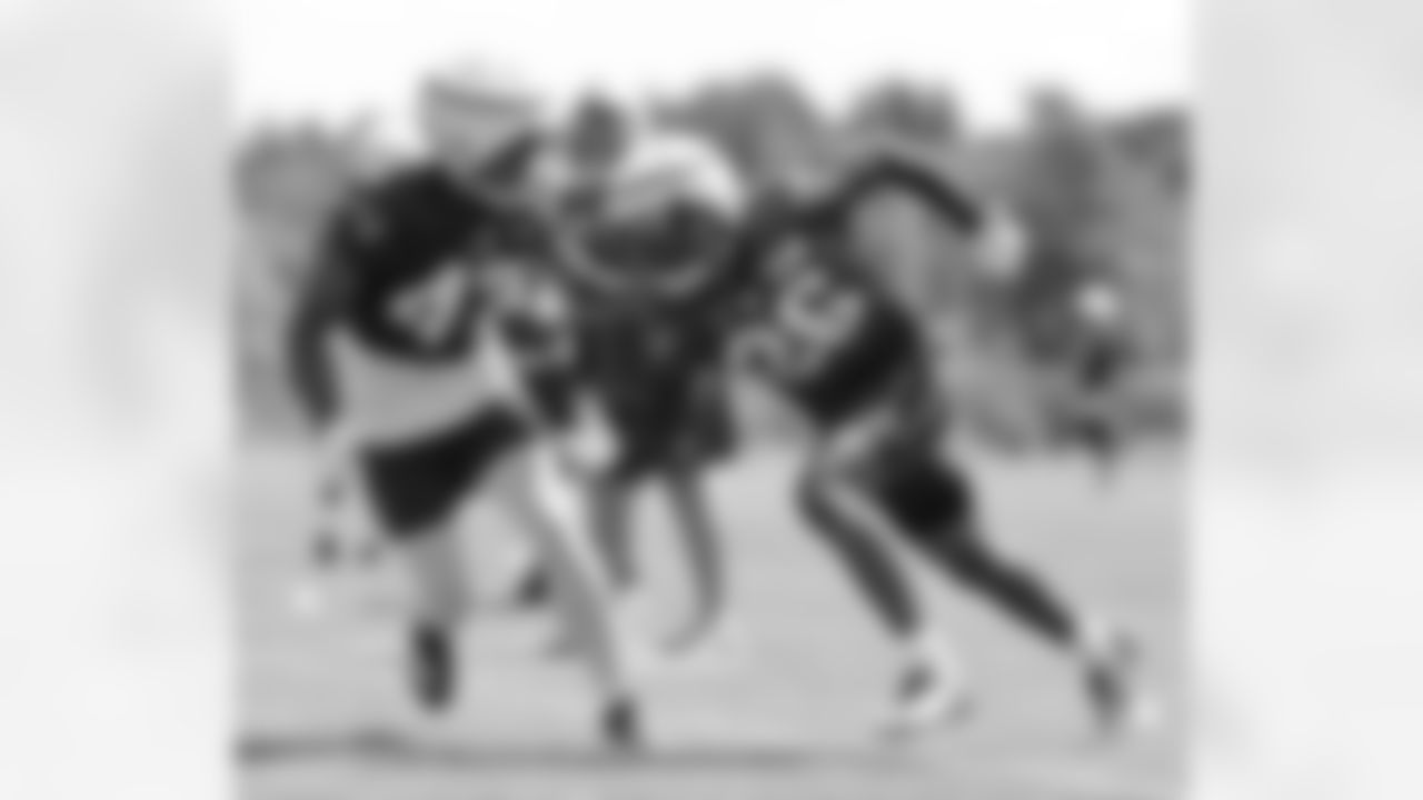 Mikey Victor and Shaun Wade practice during Patriots Training Camp on July 26, 2024.