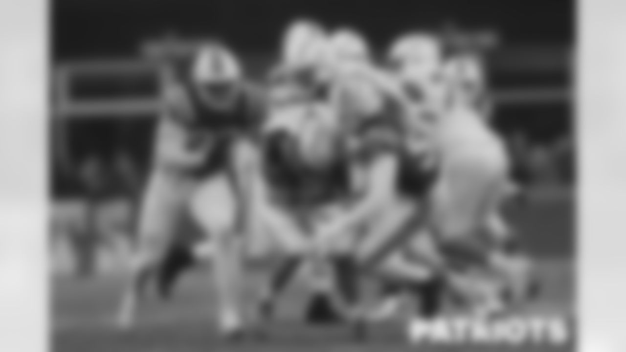 Patriots linebacker Josh Uche (55).