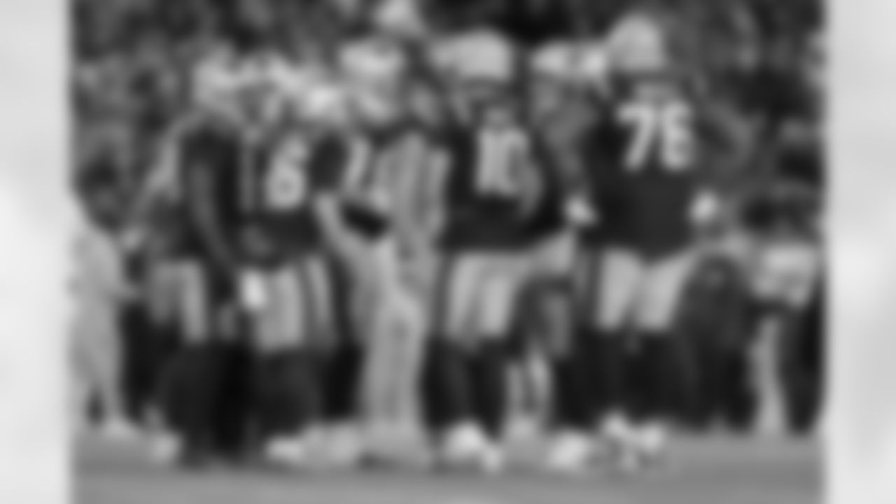 Drake Maye. Photo by Eric J. Adler