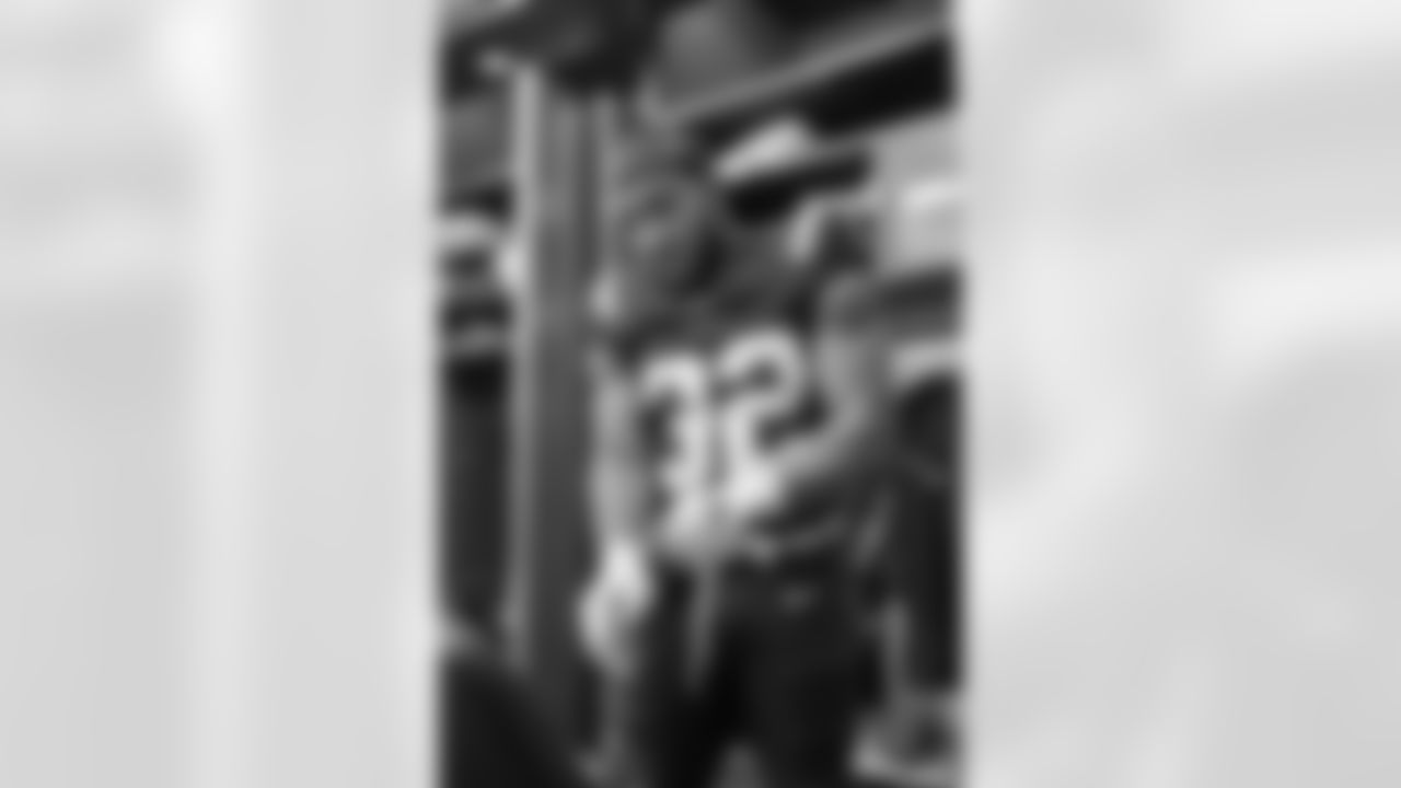 TreVeyon Henderson. Photo by Eric J. Adler